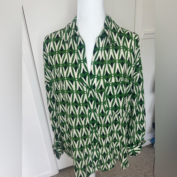 Zara Green and White Casual Button Down Shirt with Geometric Pattern size L - Picture 1 of 11